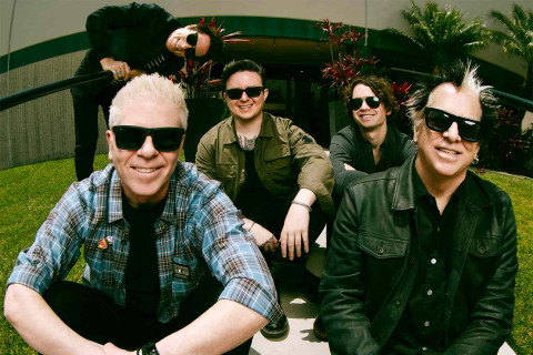 The Offspring presta homenagem a Ozzy Osbourne com cover de “Crazy Train”
